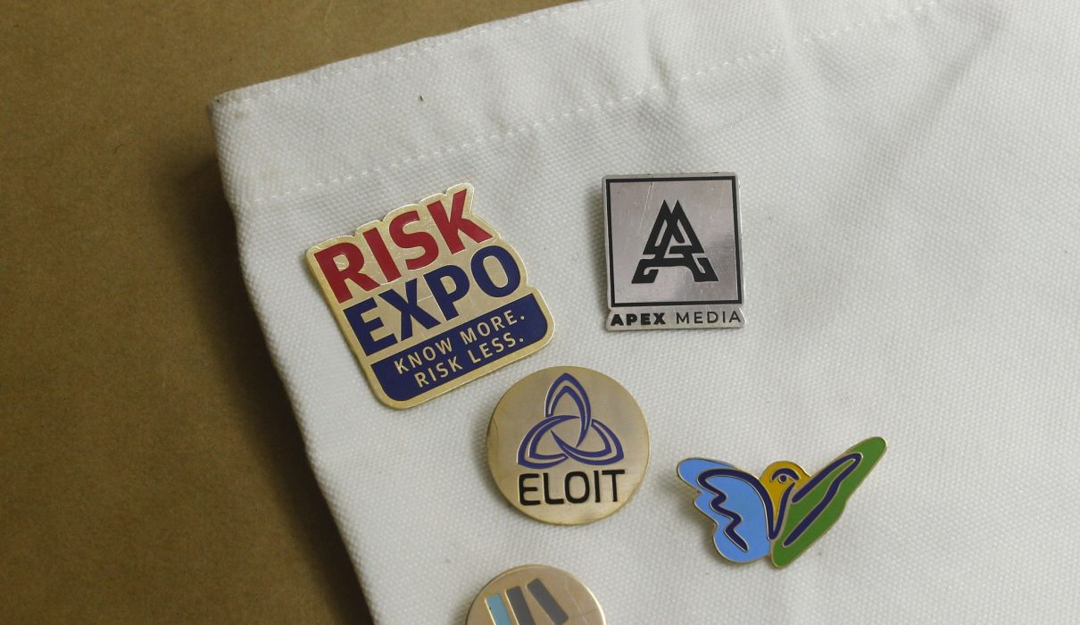 custom lapel pins