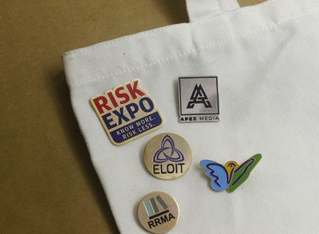 custom lapel pins