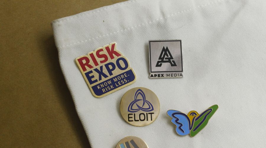 custom lapel pins